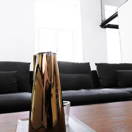 Design Loft Kiraly